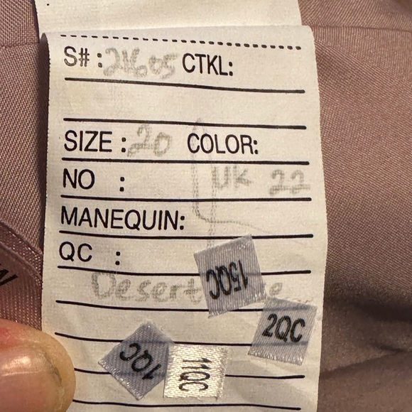 Morilee formal/gown Desert Rose color, beautiful sz 20 full length WITH POCKETS! - Picture 1 of 8